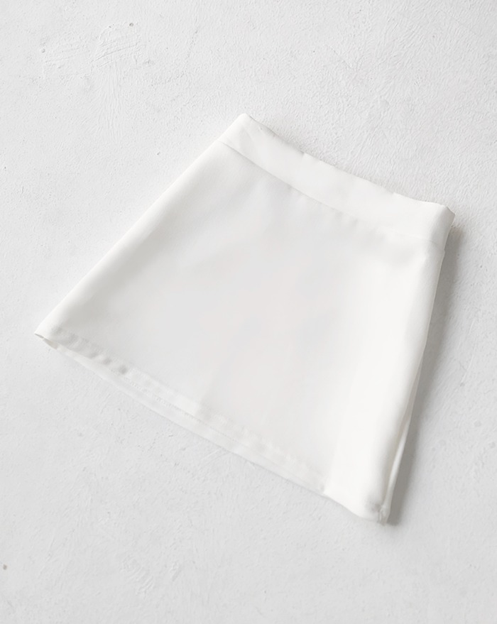 [70%] white a-line mini skirts
